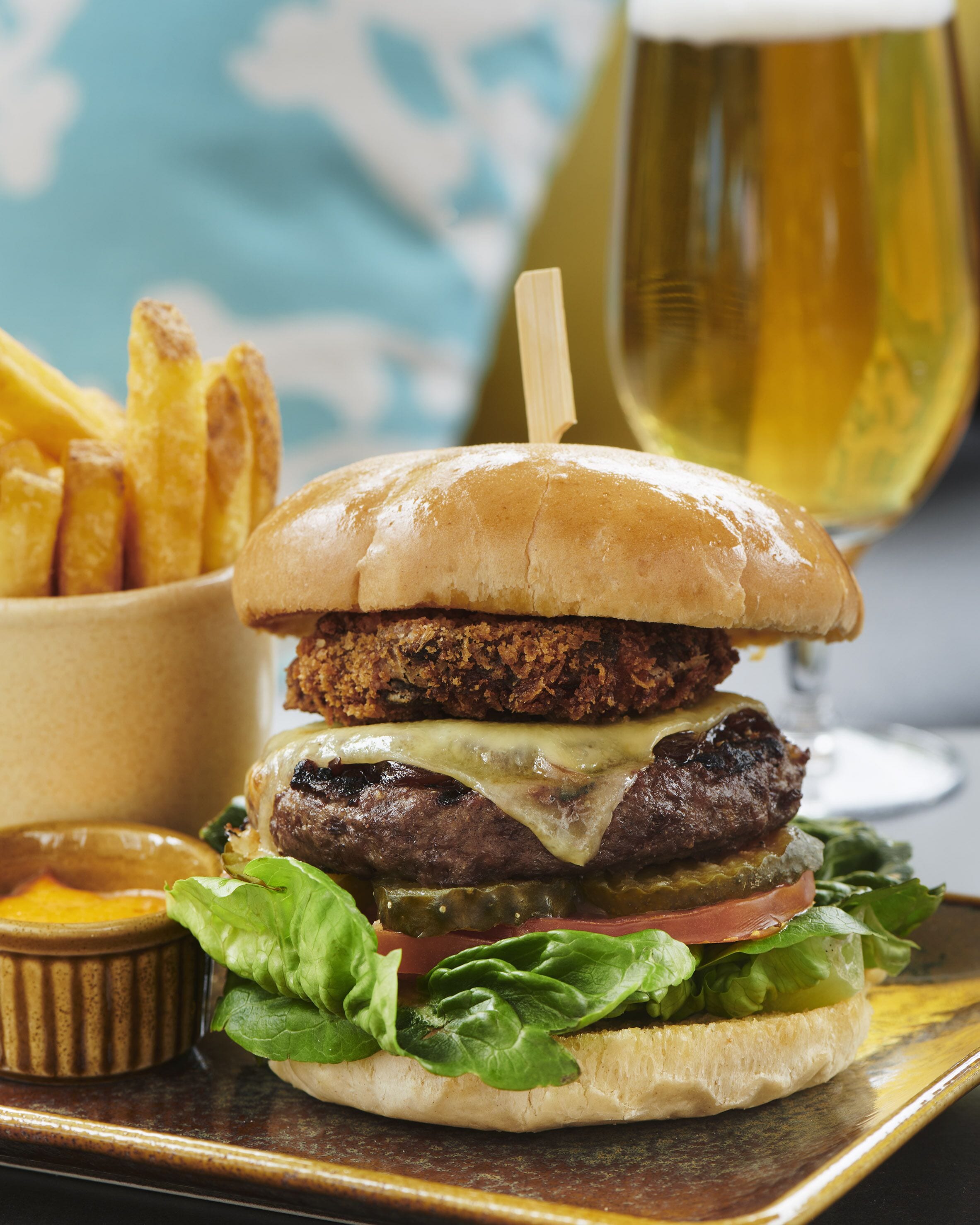 breakfast, lunch and dinner served