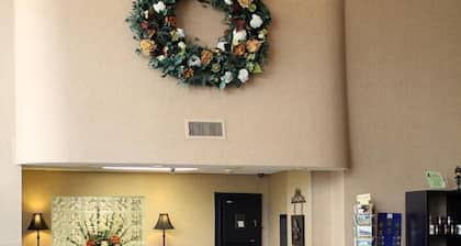 Gold Vault Inn