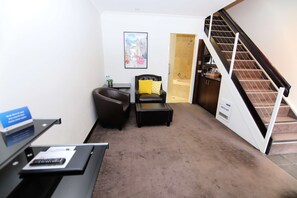 Superior-Suite, 1 King-Bett, Nichtraucher, Whirlpool (Living Room)