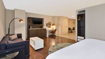 Suite, 1 King Bed | 1 bedroom, premium bedding, in-room safe, desk