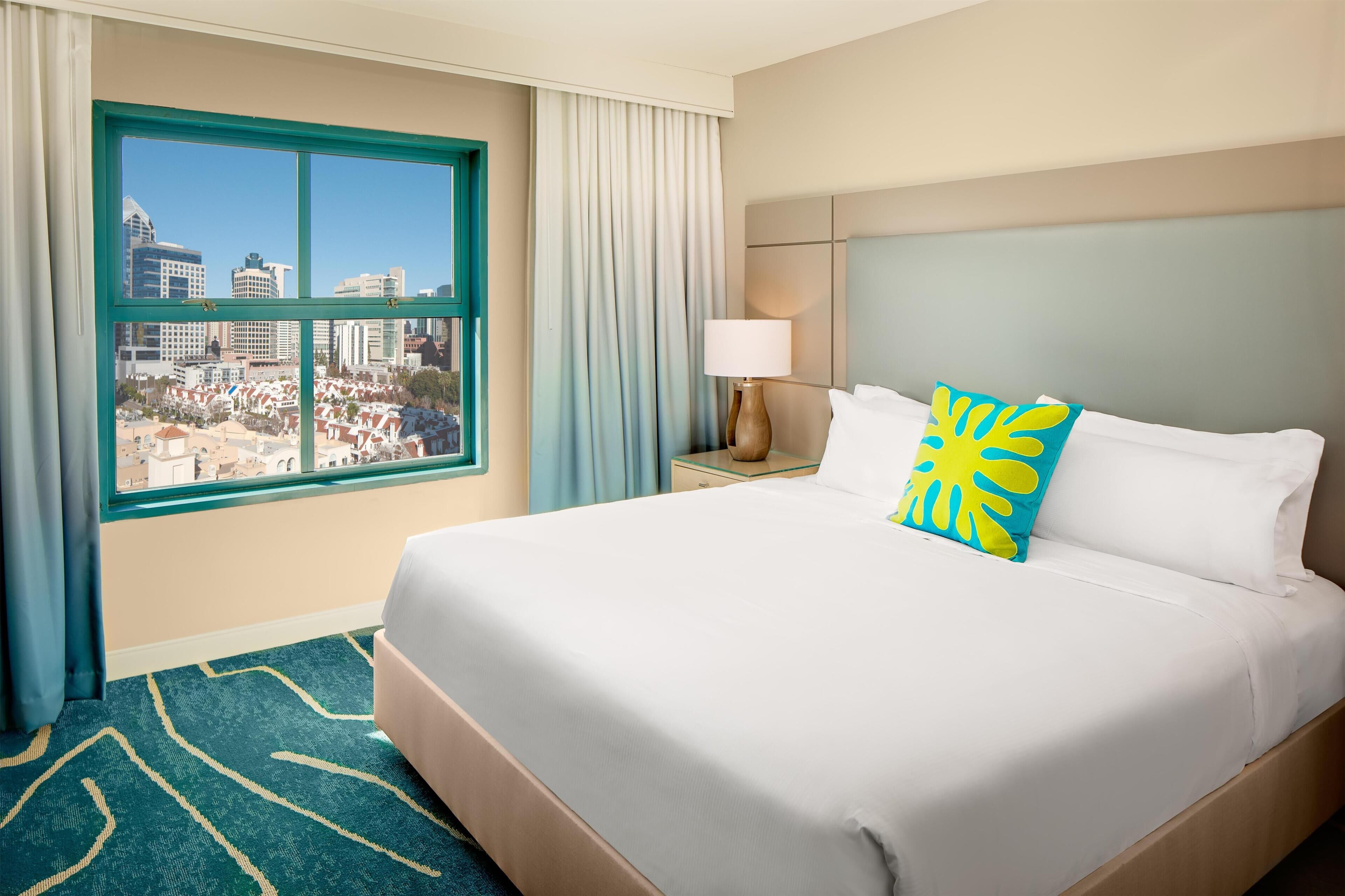 Suite, 1 King Bed with Sofa bed, City View | 1 bedroom, premium bedding, down duvets, pillow-top beds