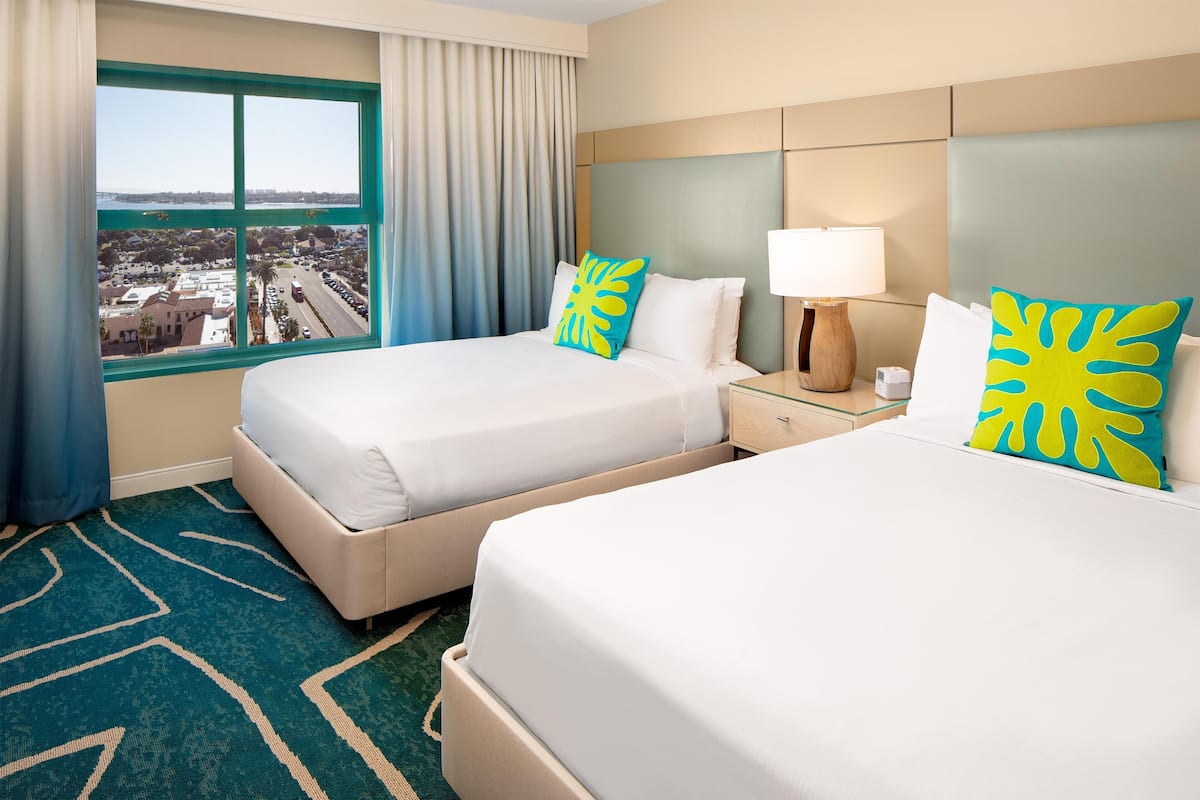 Suite, Bay View (2 Double Beds with Sofa bed)