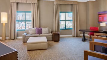1 bedroom, premium bedding, down comforters, pillowtop beds