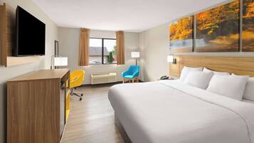 In-room safe, desk, laptop workspace, iron/ironing board