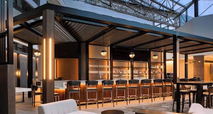 Sheraton Detroit Metro Airport