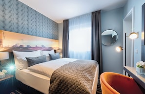 Comfort Single Room | Minibar, in-room safe, desk, free WiFi