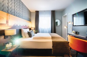 Comfort Single Room | Minibar, in-room safe, desk, free WiFi