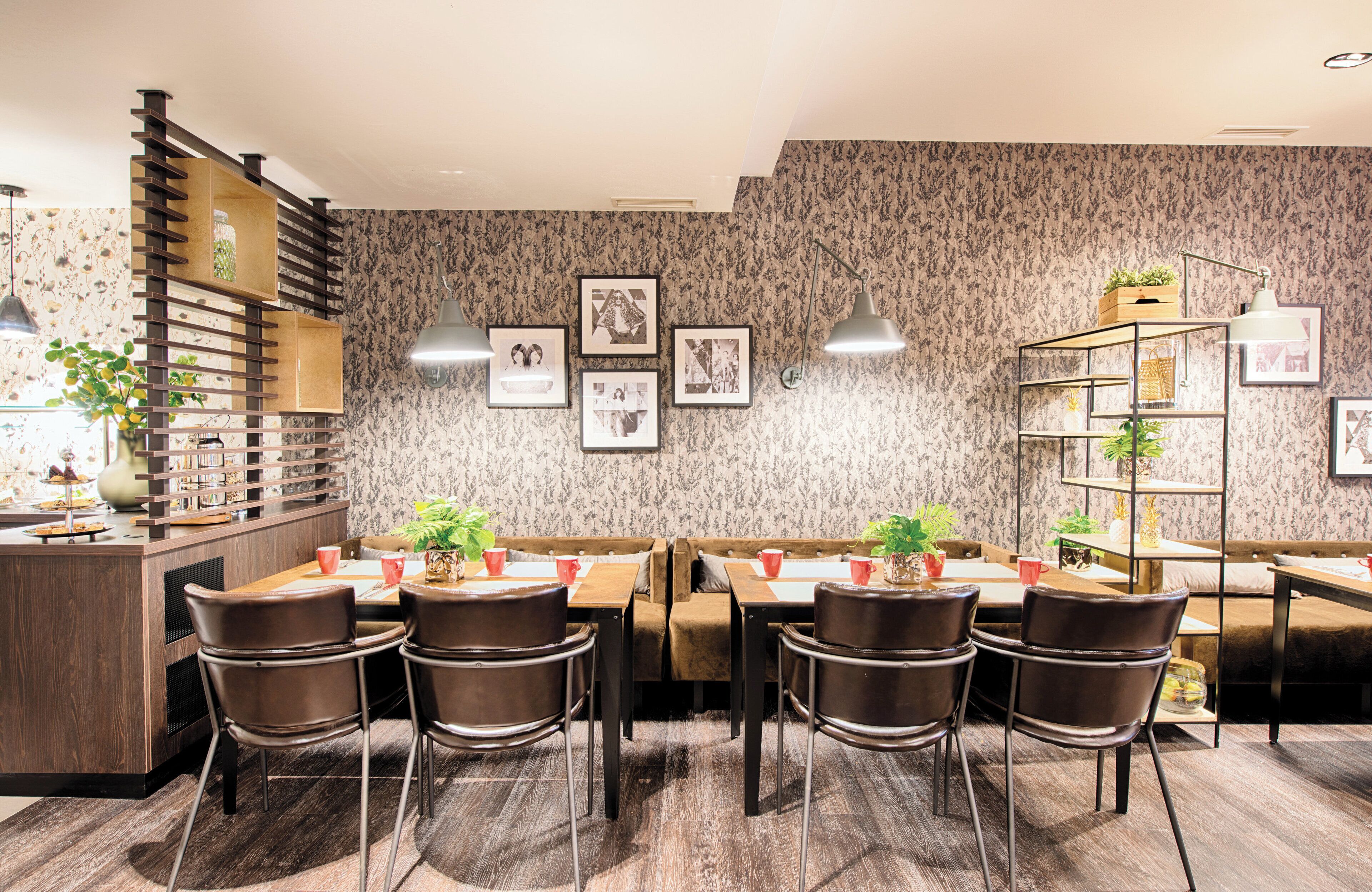 daily to-go breakfast (eur 17 per person)