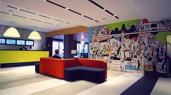 Reception area at Pod 51