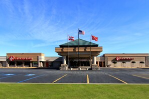 Front of property - Ramada by Wyndham Macon (Macon)