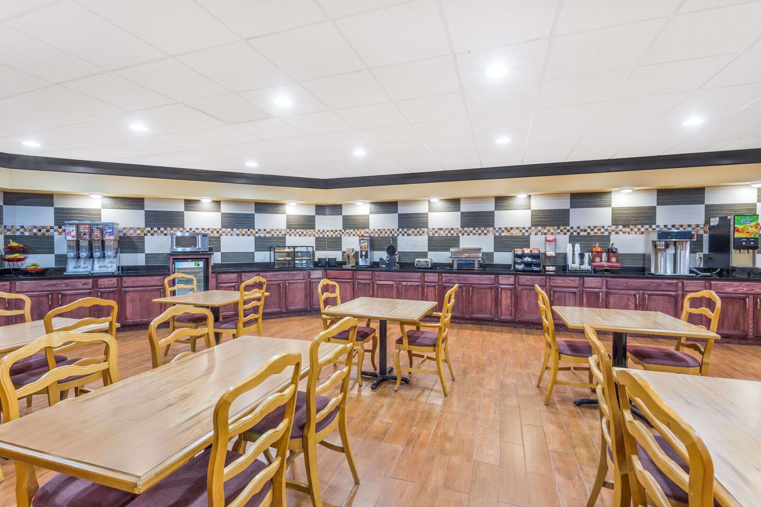 Dagelijks continentaal ontbijt inbegrepen