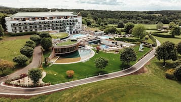 منظر من الجو على ارتفاع عالٍ