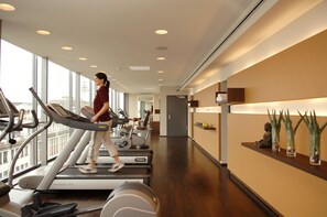 Fitness facility - Kastens Hotel Luisenhof (Hannover)