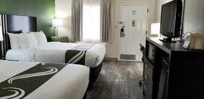 Desk, iron/ironing board, free cots/infant beds, rollaway beds - Quality Inn Pelham I-65 exit 246 (Pelham)
