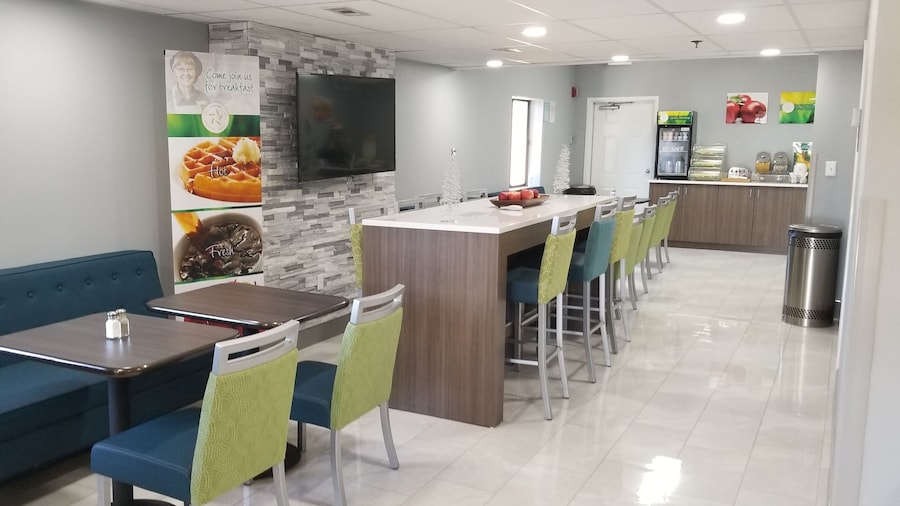 Quality Inn Pelham I-65 exit 246