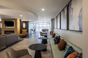 Exterior - Holiday Inn Anderson by IHG (Anderson)