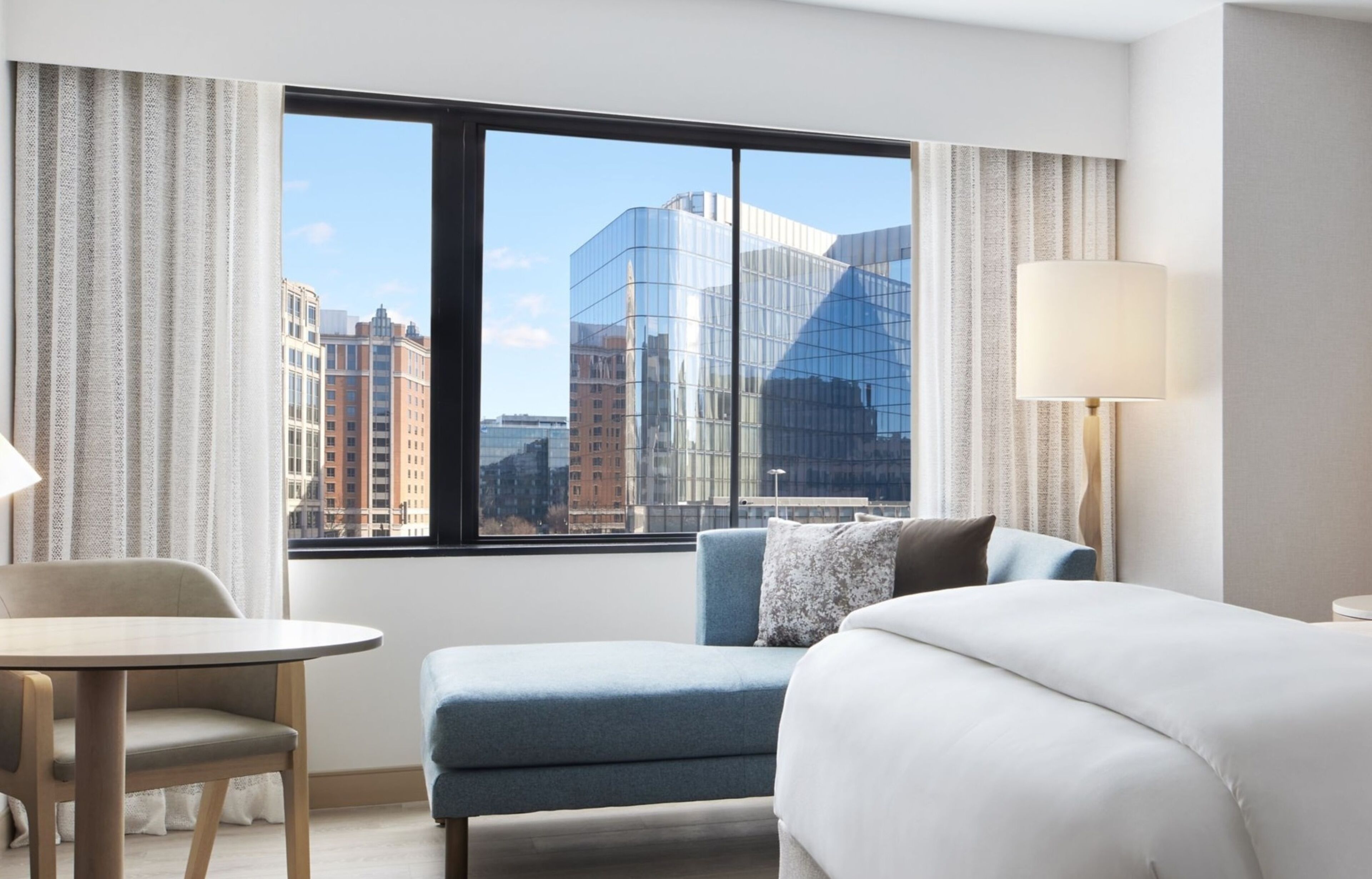 room, 1 king bed, city view | city view