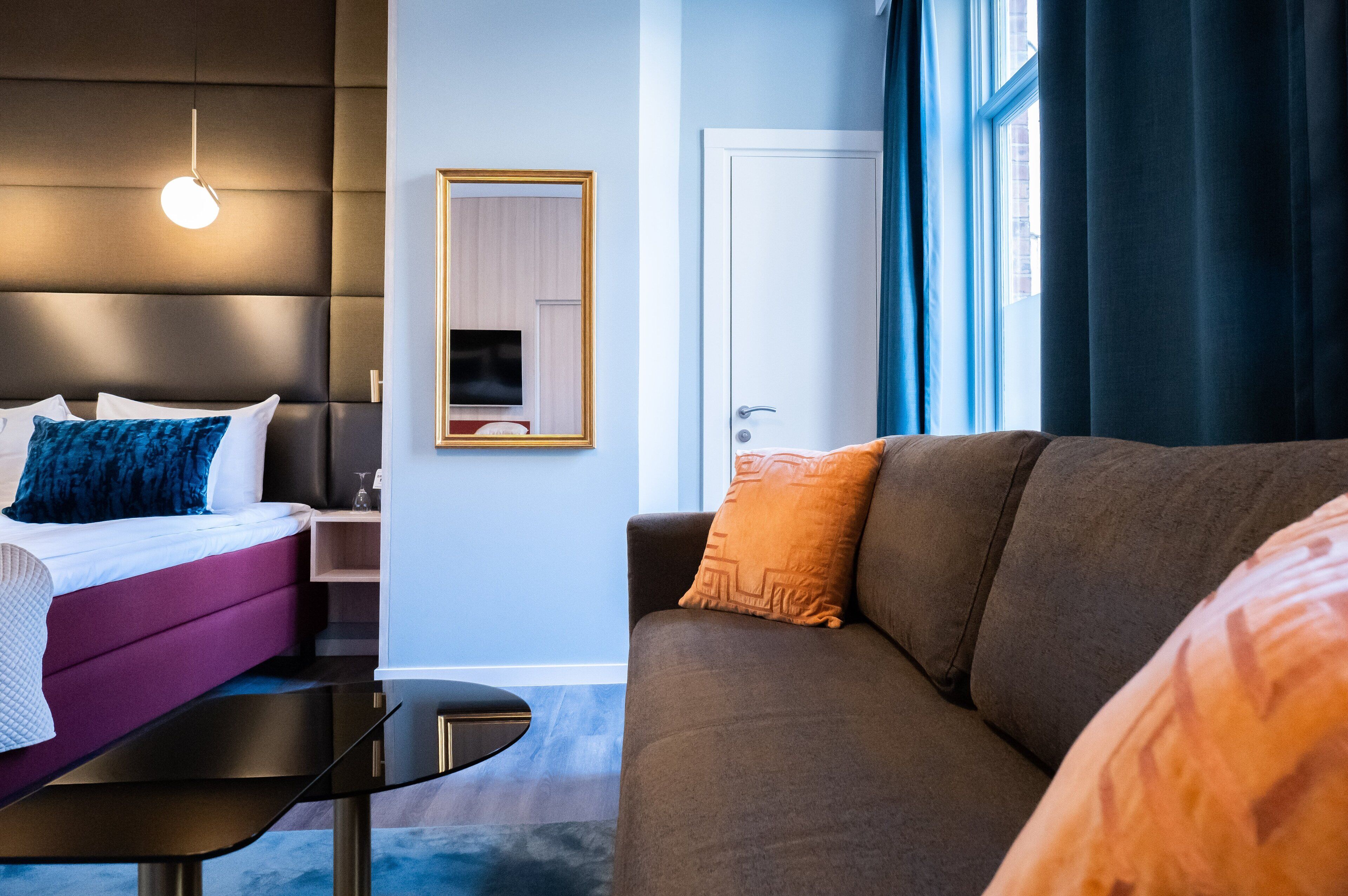 junior suite | 1 bedroom, pillow-top beds, desk, blackout curtains