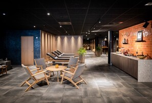 Sauna, spa, bain de vapeur, soins du corps, soins du visage