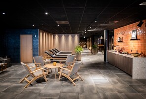 Sauna, hot tub, steam room, body treatments, facials, 3 treatment rooms