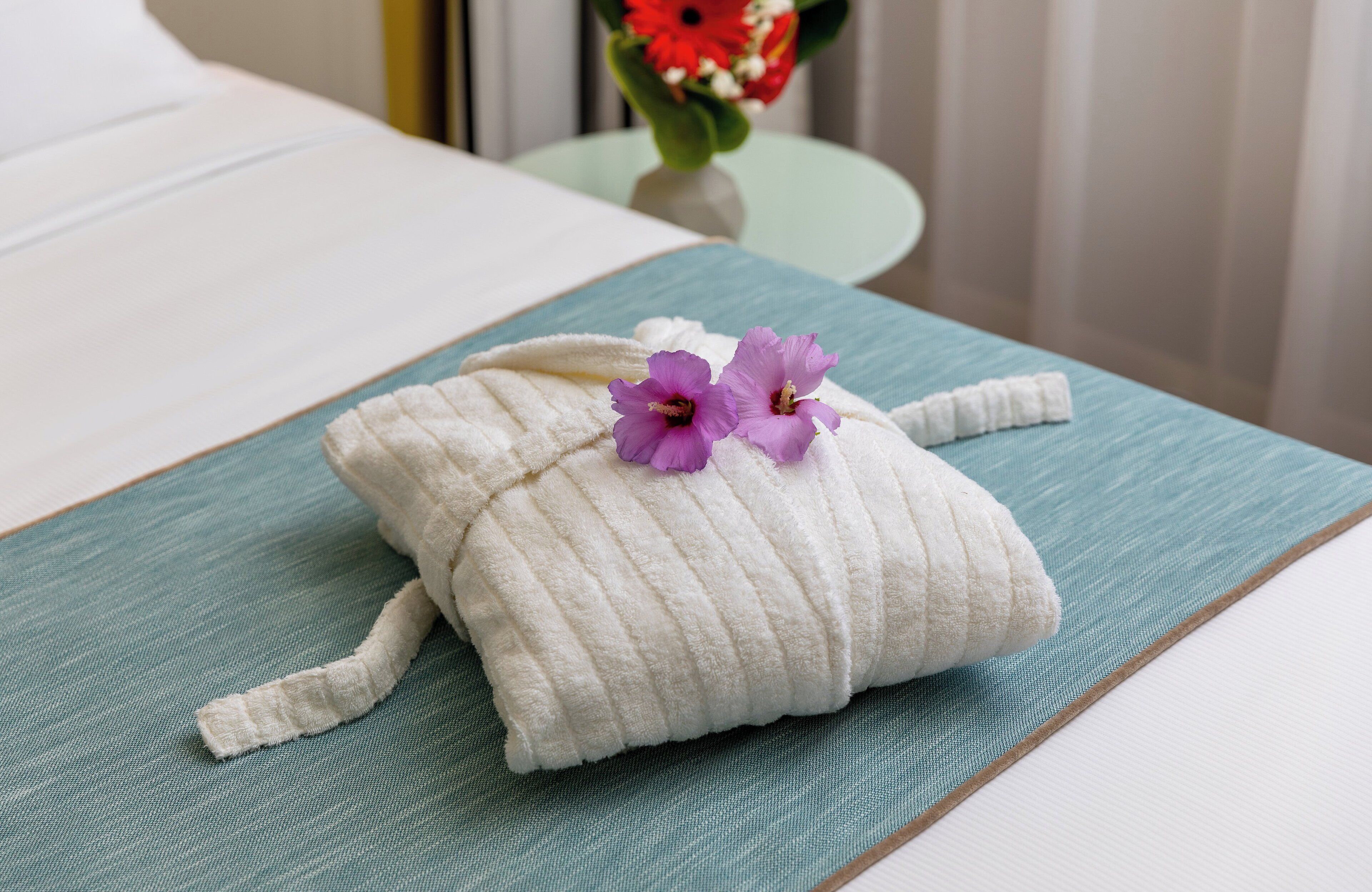 superior room | minibar, in-room safe, desk, soundproofing