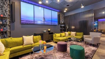Sala de estar en el lobby