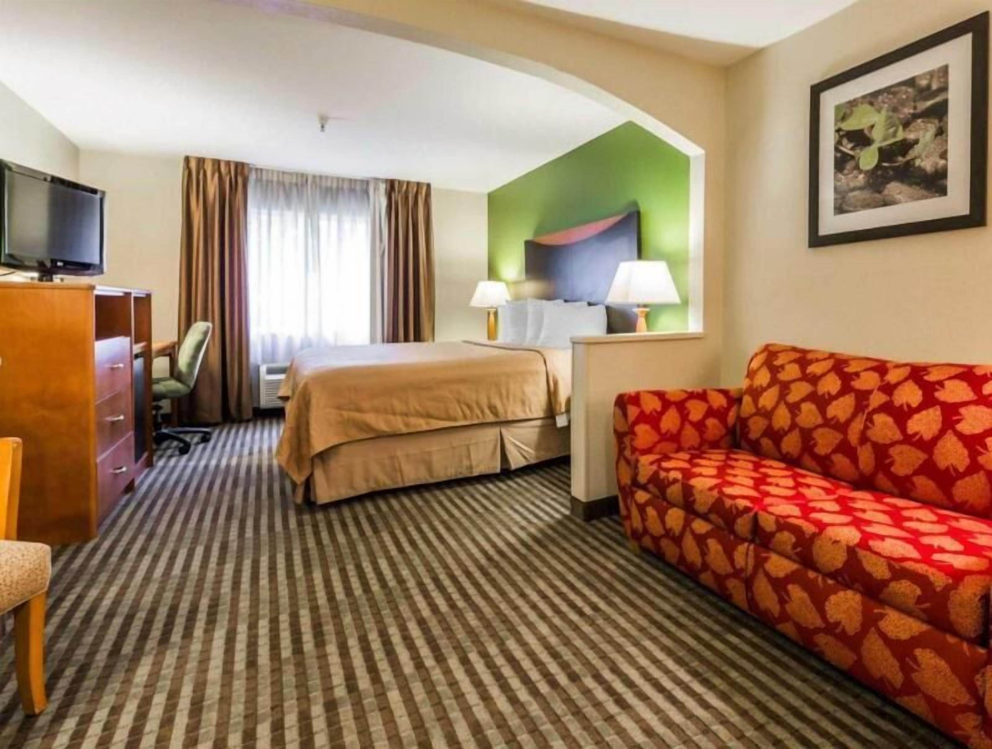 Premium bedding, pillowtop beds, desk, blackout drapes