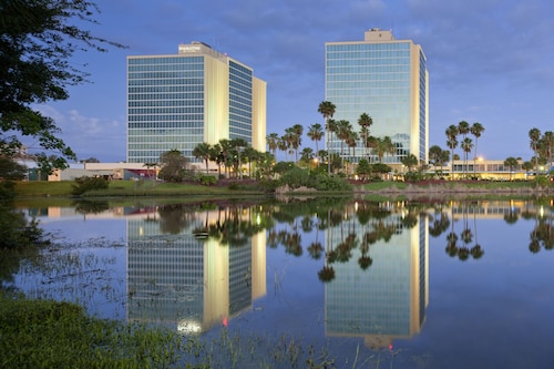 DoubleTree by Hilton MCO