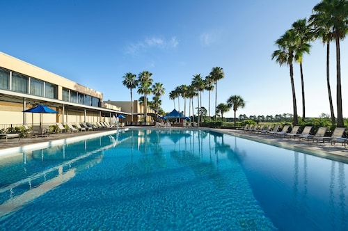 DoubleTree by Hilton at the Entrance to Universal Orlando