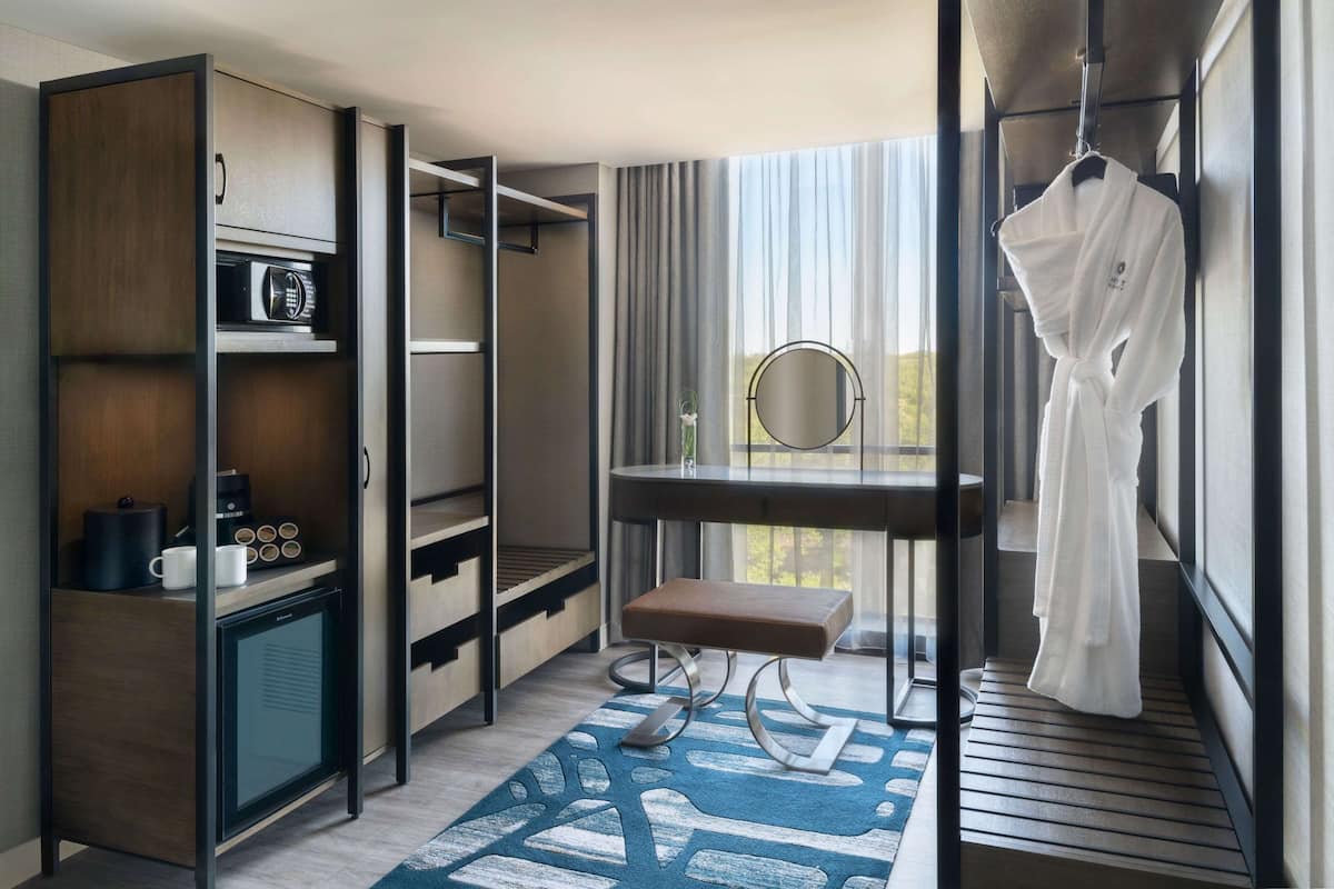 VIP Suite Premier Tower