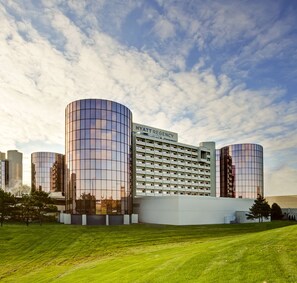 Exterior - Hyatt Regency O'Hare Chicago (Rosemont)