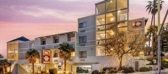 Best Western Plus All Suites Inn