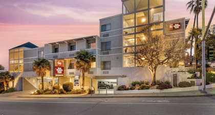 Best Western Plus All Suites Inn