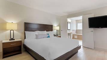 Suite, 1 cama King size, para no fumadores, hidromasaje | Caja de seguridad en la habitación y decoración personalizada