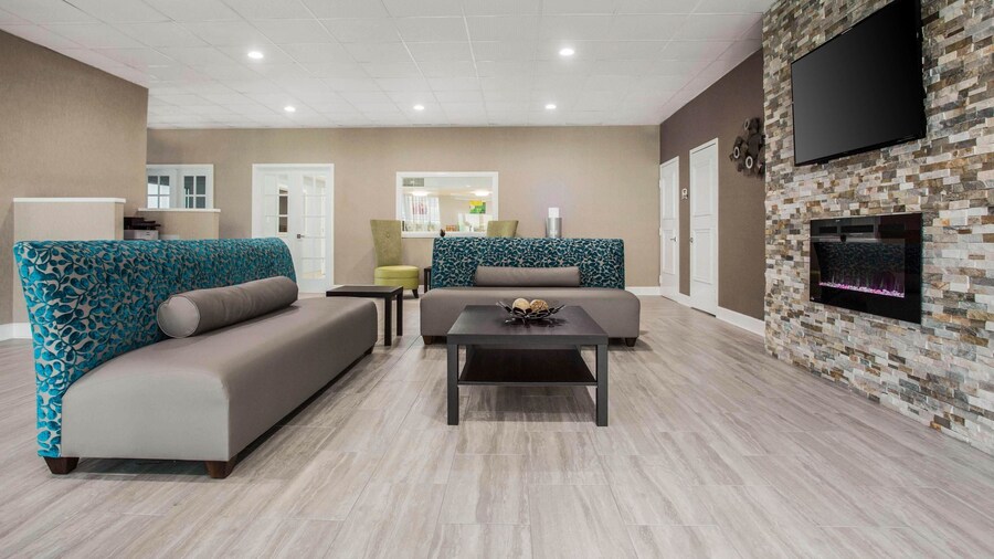 Quality Inn & Suites University Area