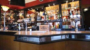 Bar (on property) - Best Western Queens Hotel (Dundee)