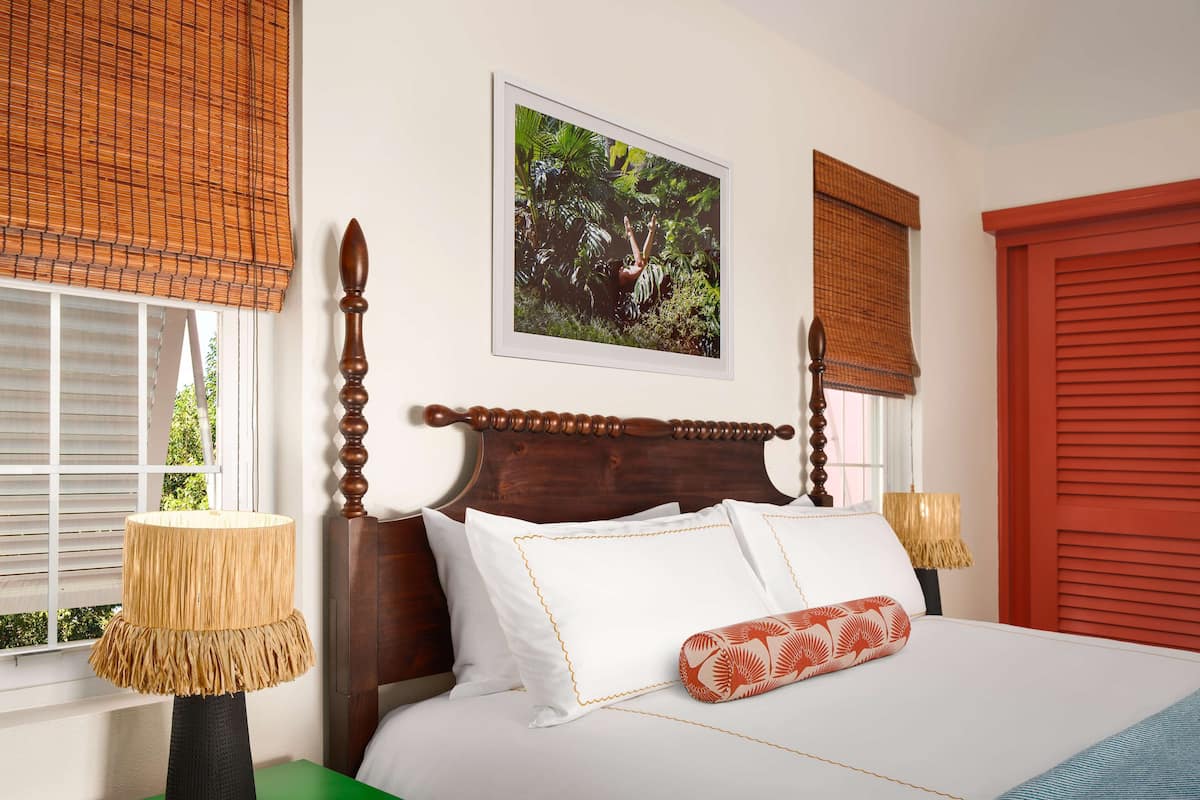 1 bedroom, Egyptian cotton sheets, premium bedding, in-room safe