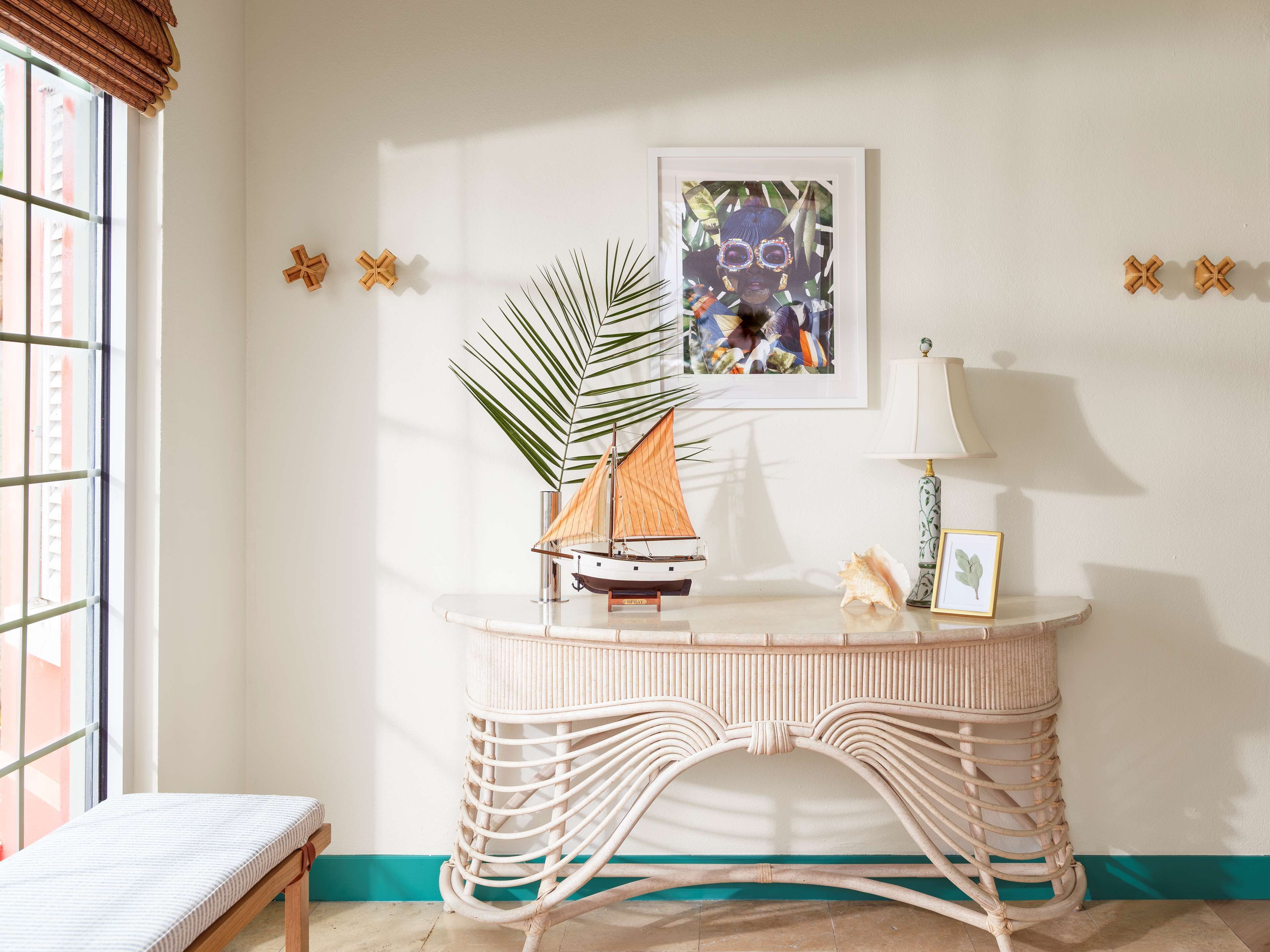 deluxe room (water view) | 1 bedroom, egyptian cotton sheets, premium bedding, in-room safe