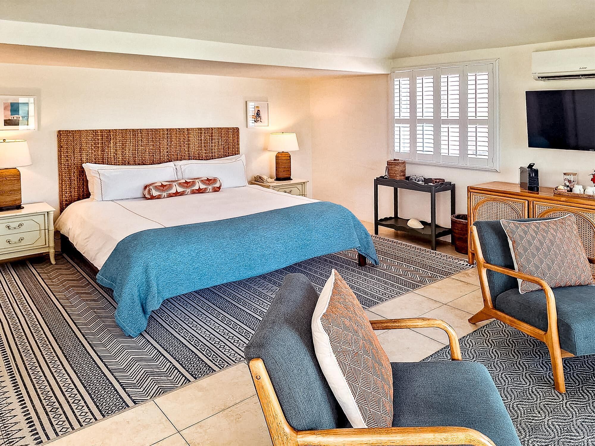 Room, Garden View | 1 bedroom, Egyptian cotton sheets, premium bedding, in-room safe