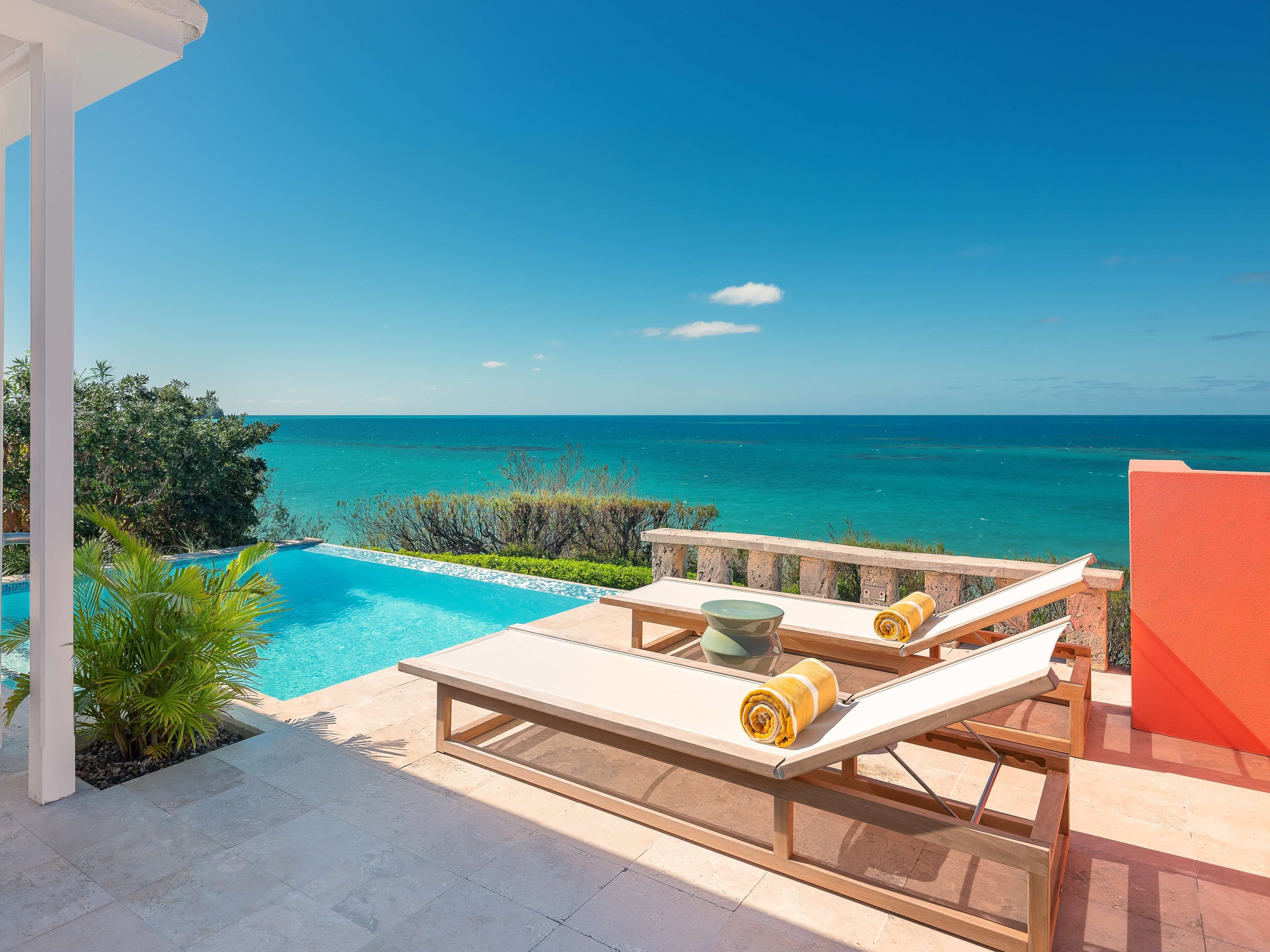 Private pool