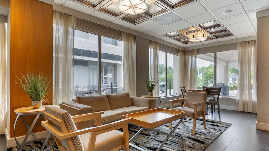 Best Western Plus University Inn