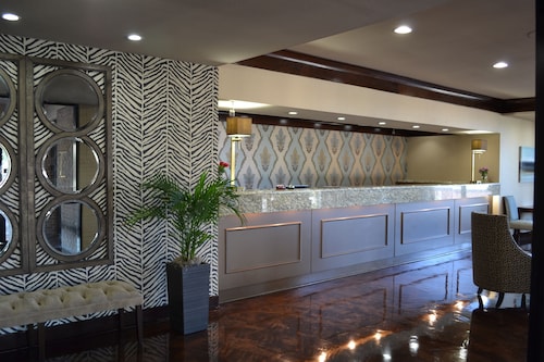 Magnuson Grand Hotel & Conference Center Tyler
