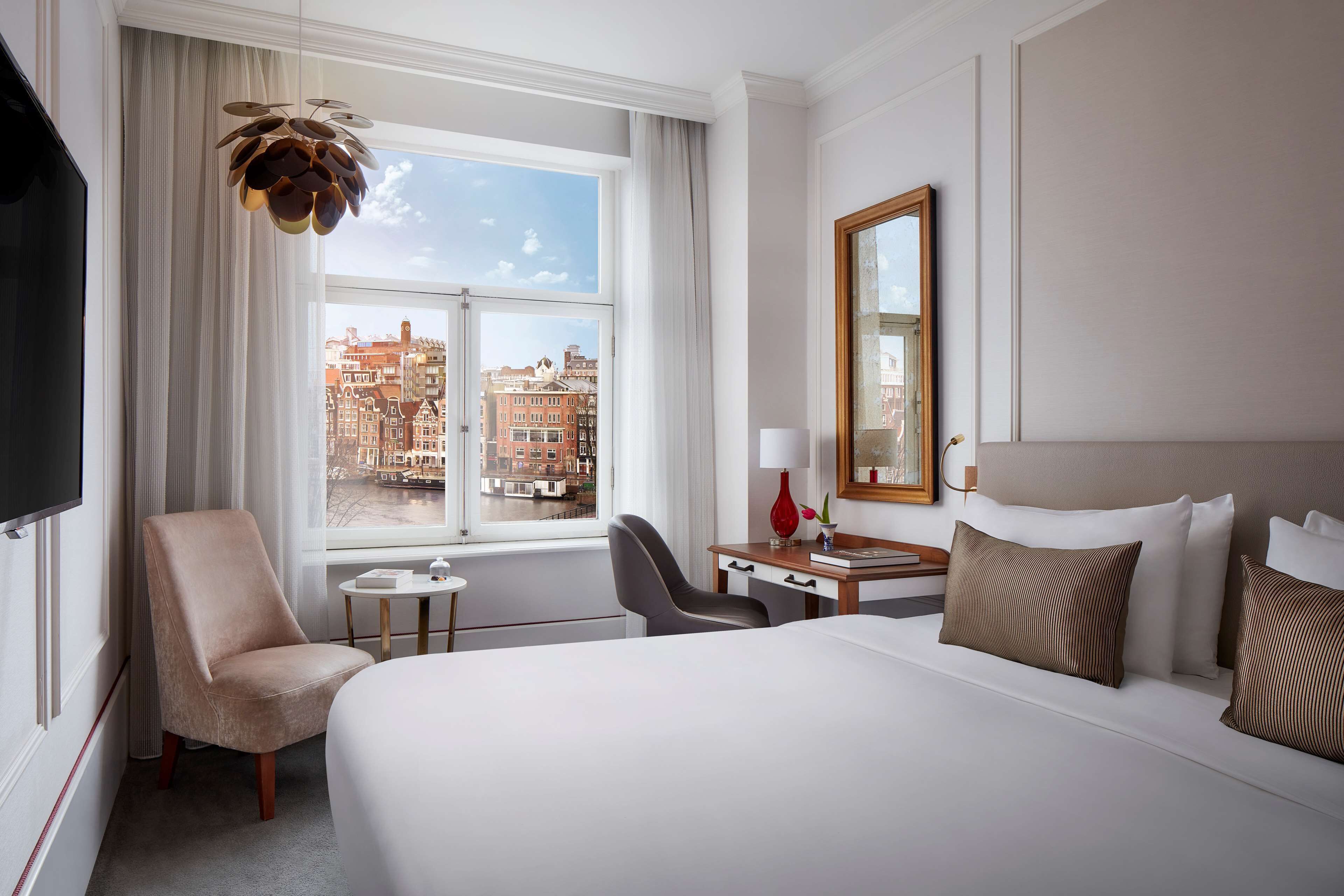 Habitación superior, vistas al canal | Vistas desde la habitación