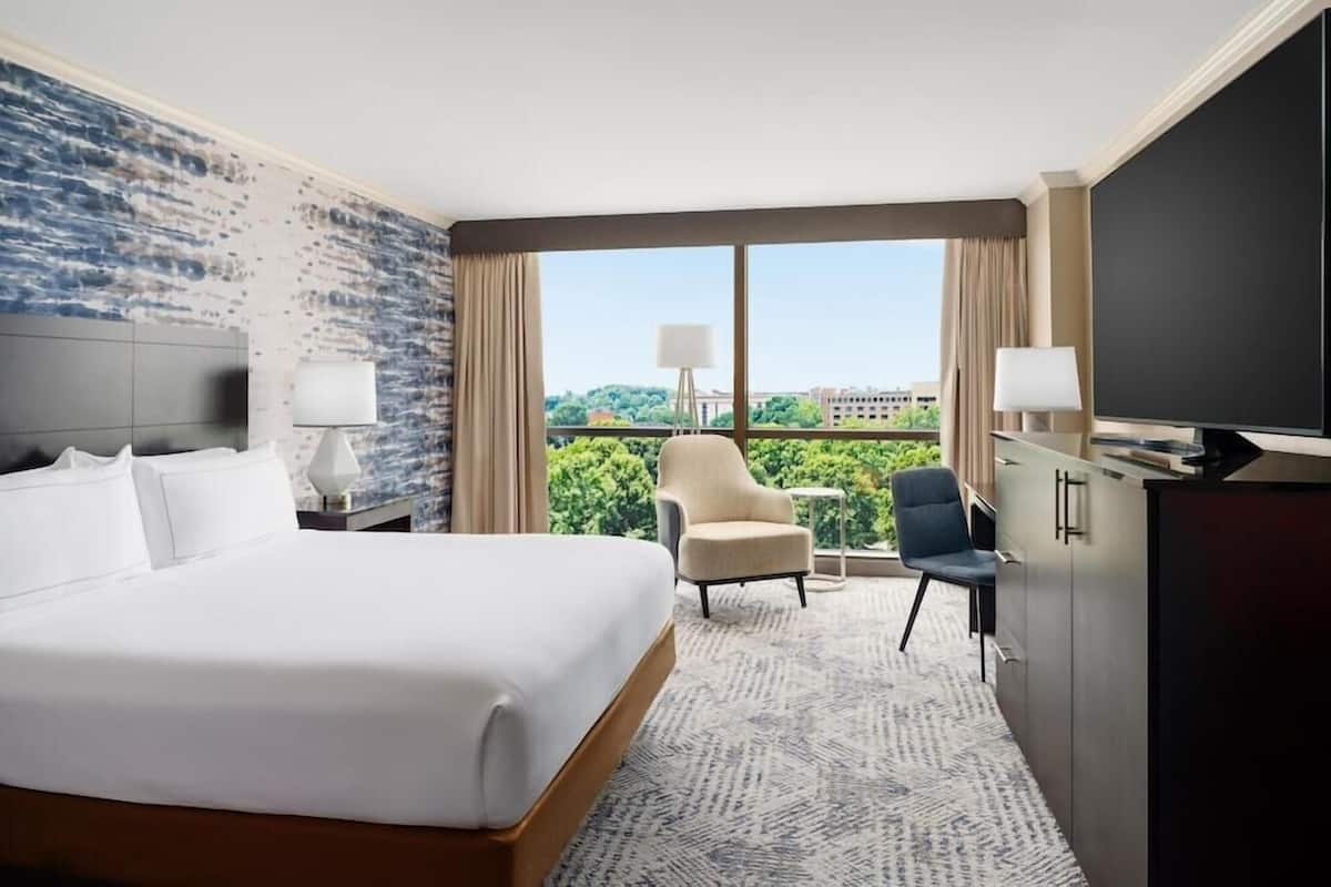 Premium bedding, pillowtop beds, in-room safe, desk