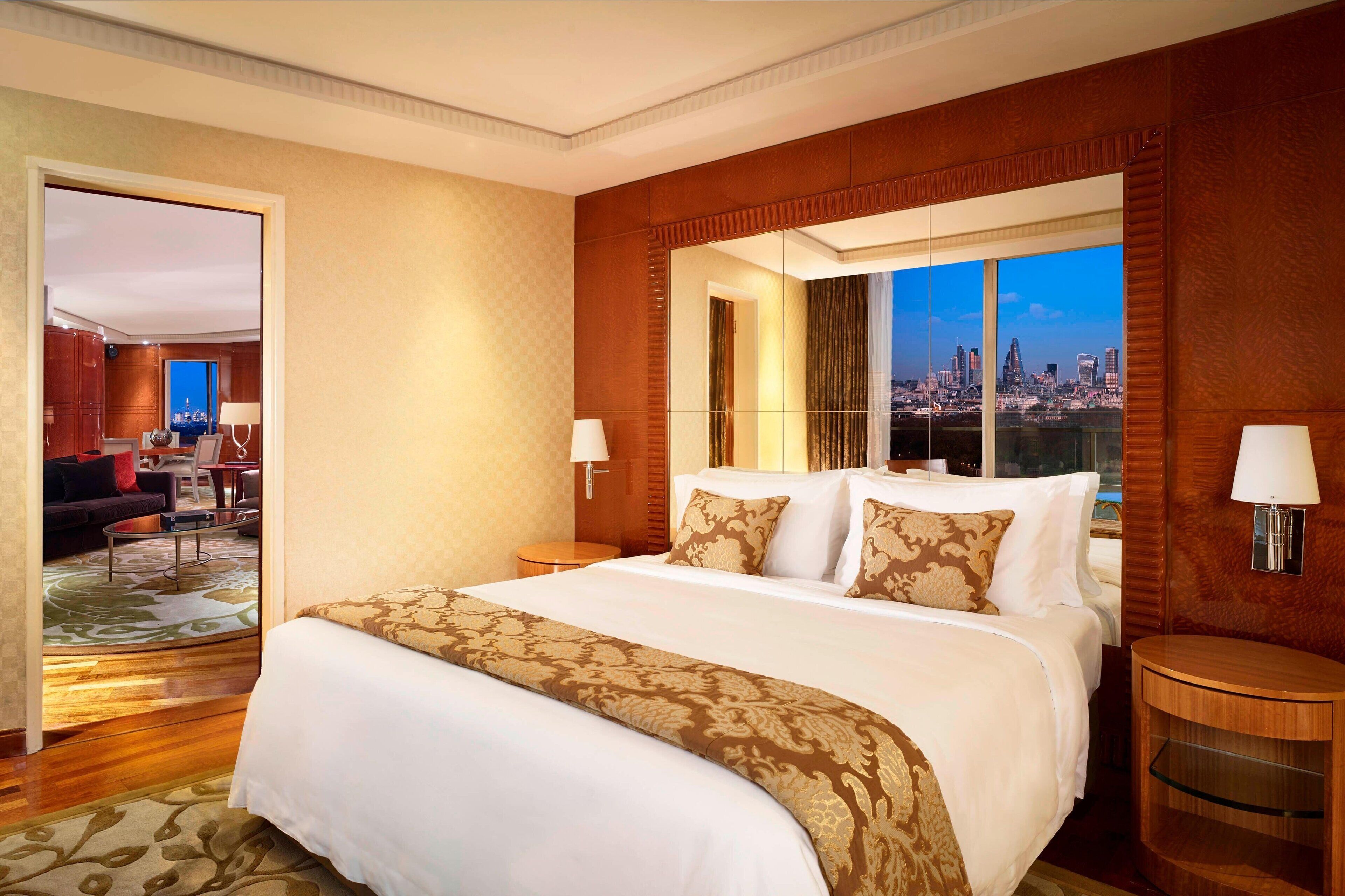 1 bedroom, premium bedding, minibar, in-room safe