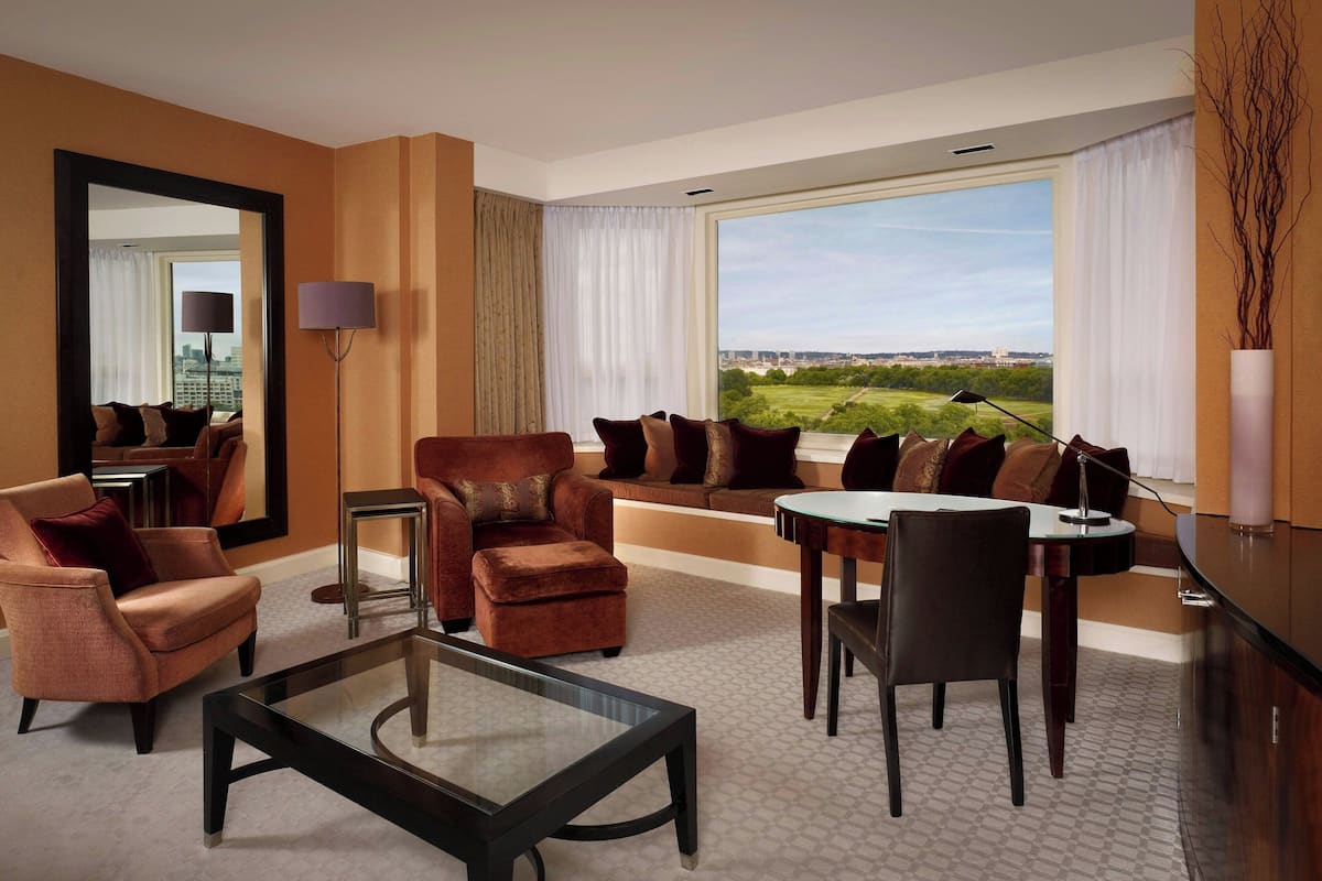 Panoramic Suite, 1 Bedroom, Smoking | 1 bedroom, premium bedding, minibar, in-room safe