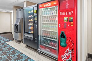 Vending machine - The Chelmsford Inn (Chelmsford)