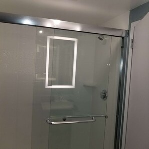 Premium bedding, in-room safe, individually decorated - Best Western Plus Chelmsford Inn (Chelmsford)