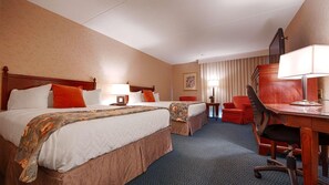 Premium bedding, in-room safe, individually decorated