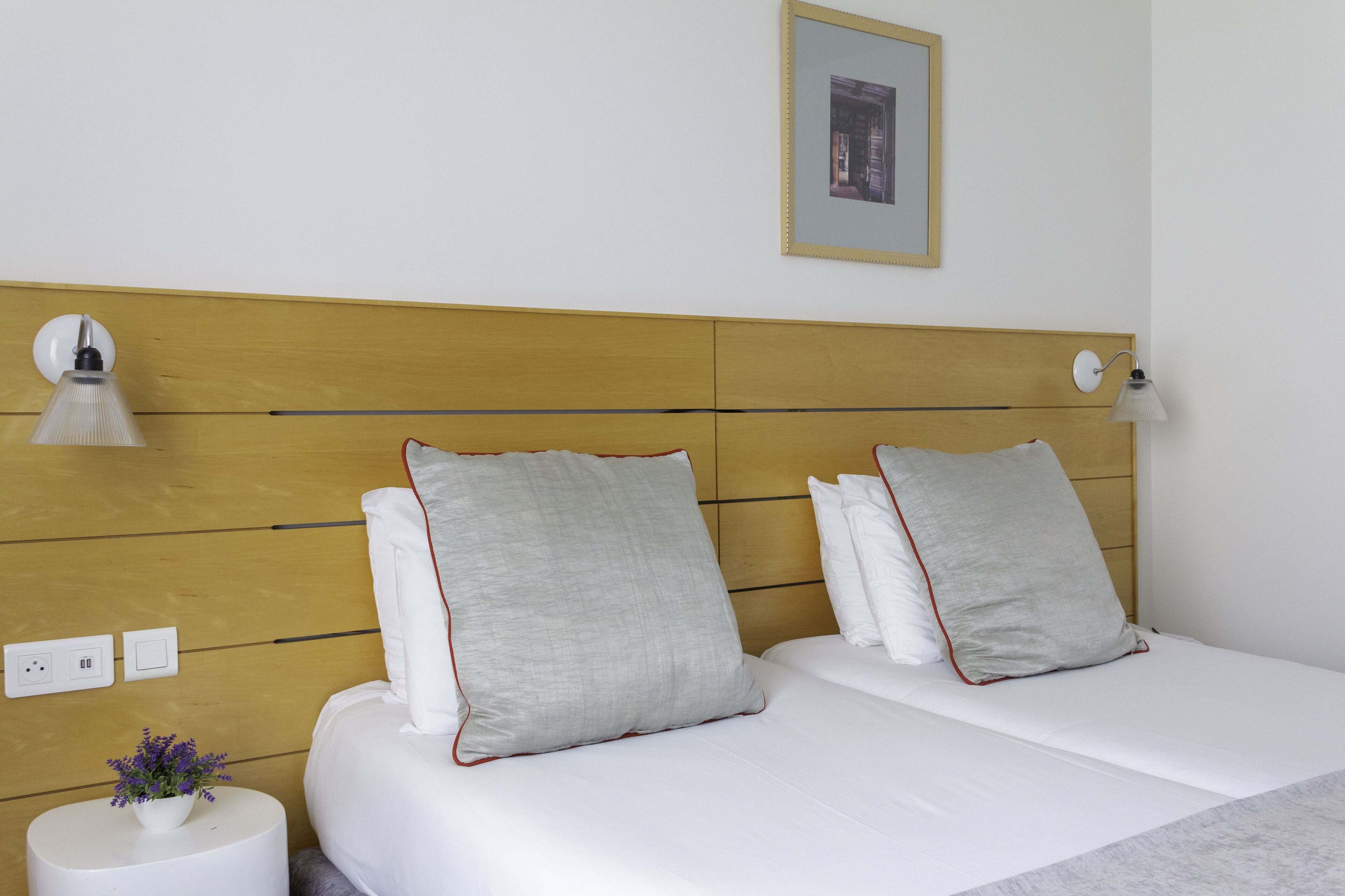 superior room with twin beds - free soft minibar, courtesy tray, chromecast - digital press | 1 bedroom, minibar, in-room safe, desk